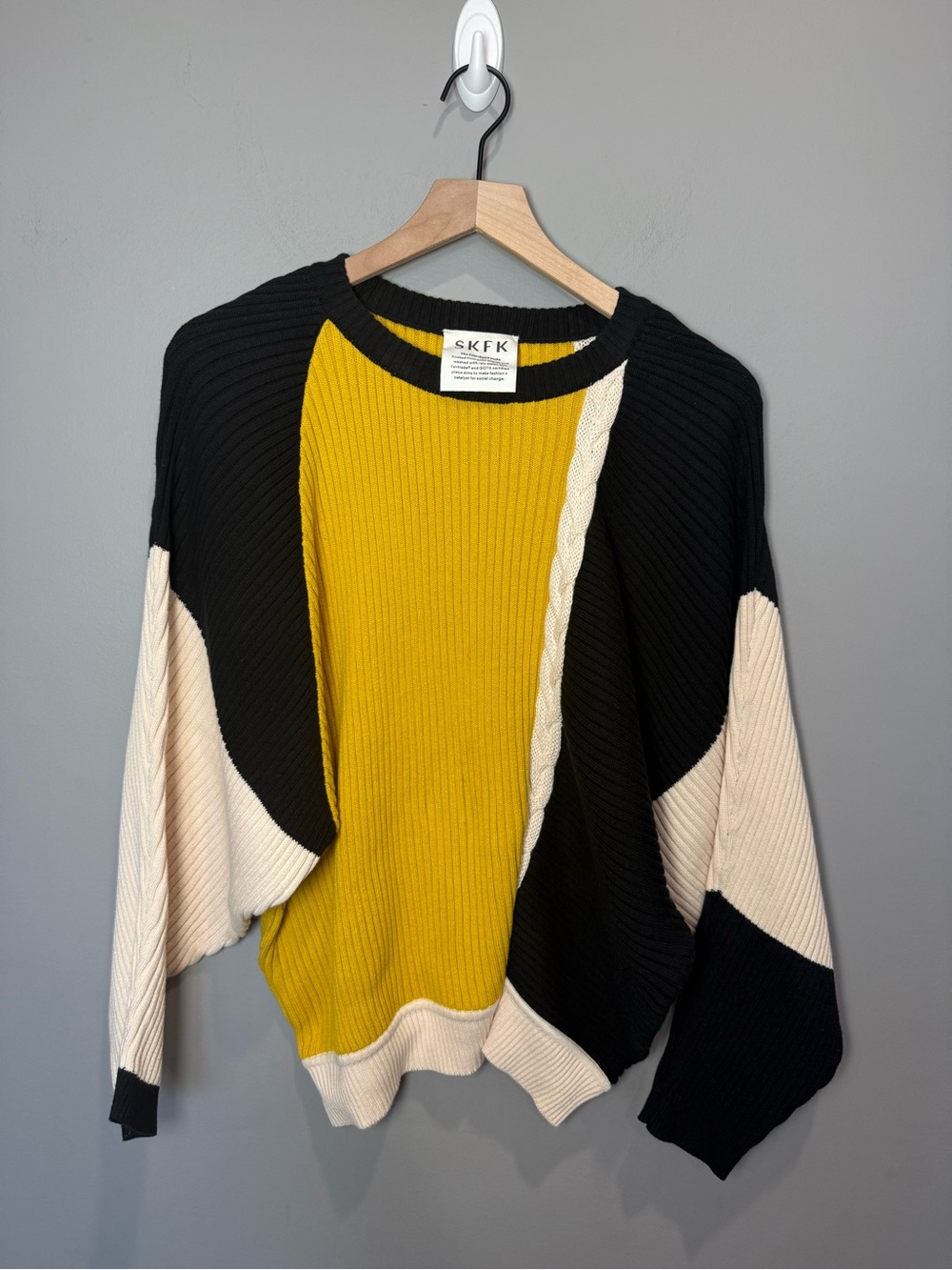 SKFK Organic Cotton Color Block Rib Knit Sweater Medium Yellow‎ Black Cream